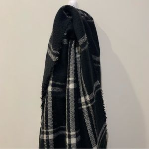 Soft plaid scarf